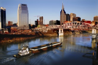 Ship on the river in front of the skyline of Nashville, Nashville, Tennessee, USA