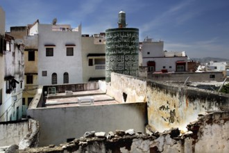 Roofs and city view of Moulay Idris with distinctive mosque architecture, Moulay Idris, Fès-Meknès,