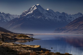 Peaceful views of snow-capped Mount Cook over Lake Pukaki, zero
