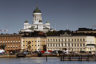 Panoramic view of Helsinki with cathedral and historic buildings, Helsinki, Uusimaa, Finland