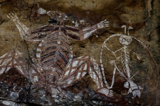Aboriginal rock art in Nourlangie depicting complex, traditional figures, Nourlangie, Northern