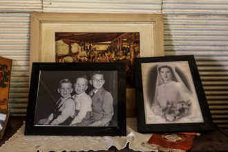 Collection of nostalgic black and white photos of children and brides, zero