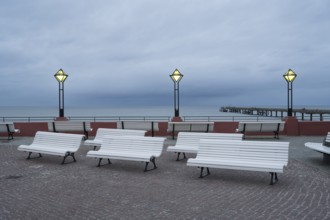 Kurplatz am spa hotel, in the back the pier and Baltic Sea, twilight, Binz, seaside resort, Rügen