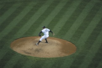 Movement, pitcher in action at Yankee Baseball Stadium, it existed from 1923 to 2008, then