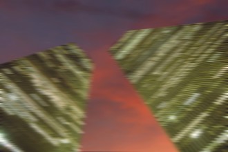 Movement, towers from the World Trade Center in the evening, New York City, USA, historical photo