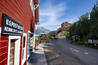 Red Kennicott buildings, Post Office and Kennicott Concentration Mill to extract copper from