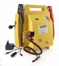 Mobile jump starter for cars from Mannesmann with integrated compressor