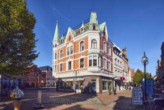 Jeweler Jacobsen, historic residential building and commercial building, façade with windows and