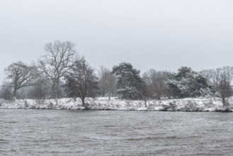Winter landscape on the Ems, Emsland, Lower Saxony, Germany
