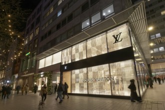 Louis Vuitton boutique on the Kö, illuminated façade, evening, luxury shopping, Düsseldorf, North