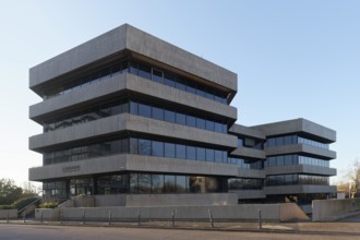 Rank-Xerox House, Brutalist office building, exposed concrete façade, Hentrich, Petschnigg und