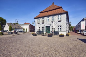 Alte Hofburg Imperial Palace pub, general architecture, commercial building, metal cladding,