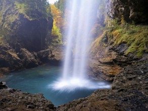 Waterfall mountain list in autumn-colored surroundings, Linthal, Klausenpass, Canton of Glarus,