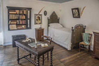 Grazia Deledda (1871-1936) was an Italian writer who received the Nobel Prize in Literature in 1926