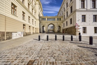 University, State Chancellery, College Building I, College Building II, Architect Carl Heinrich