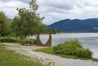 Heart sculpture on the banks of Tegernsee, Gmundner Herz by Kurt Gmeineder, Gmund, Tegernsee, Upper