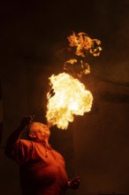 Fire Breather, Raunacht, Winter, Waldburg Castle, Waldburg, Allgäu, Baden-Württemberg, Germany