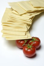 Lasagna, dried lasagna leaves with tomatoes