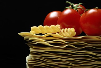 Lasagna, dried lasagna leaves and fusilli noodles