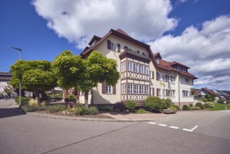 Gasthaus Lime tree, restaurant, hotel, house, general architecture, lantern, streets, pavement,