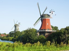 Greetsieler Zwillingsmühlen, landmark, Greetsiel, Municipality of Krummhörn, East Frisia, Lower