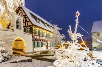 The old town hall in Westerheim in winter. The half-timbered building now houses the guest's house.