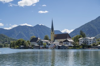 View from Malerwinkel of the village with parish church of St. Lawrence, Rottach-Egern, Upper
