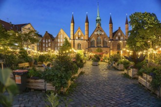 Bürgergärten am Geibelplatz and Heiligen-Geist-Hospital at dusk, Hanseatic City of Lübeck,