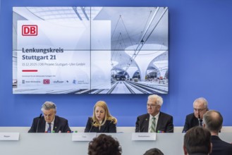 Special meeting of the Stuttgart 21 steering committee: from left Frank Nopper (Mayor of