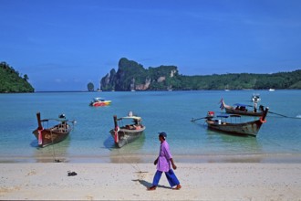 Longtail boats on Ko Phi Phi Don beach, two years in front of the tsunami, Thailand, December 2002,