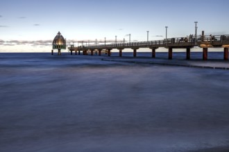 Pier with diving gondola, long exposure, evening light, Zingst, Fischland-Darß-Zingst, Western
