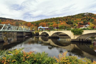 Flower Bridge, Bridge of Flowers, Deerfield River Bridge, Gardens, Fall Leaves, Indian Summer,