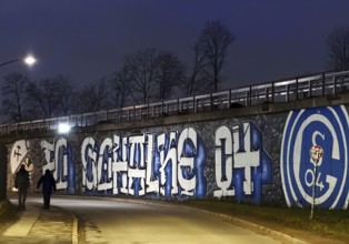 FC Schalke 04 logo and mining motif at the A 42 Gelsenkirchen-Schalke motorway exit at night, North