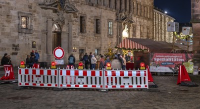 Barrier to secure the Nuremberg Christmas Market, Hauptmarkt, Nuremberg, Middle Franconia, Bavaria,