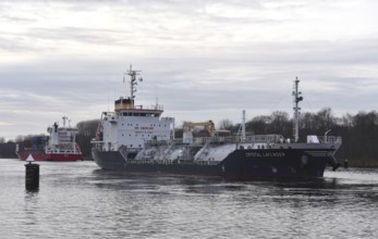 LNG tanker CRYSTAL LAVENDER sails in the Kiel Canal, NOK, Kiel Canal, Kiel Canal,