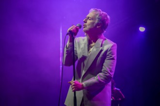 BAXTER DURY (son of Ian Dury), musician, singer, Indie/Pop, UK, ALLBARONE TOUR, live on 01.12.2025