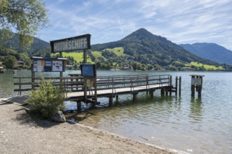 Schiffsanlegestelle am Schliersee, sign Motorschiff, Ort Schliersee, Upper Bavaria, Bavaria,