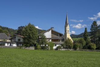 View of town with St. Sixtus church, Schliersee, Mangfall Mountains, Upper Bavaria, Bavaria,