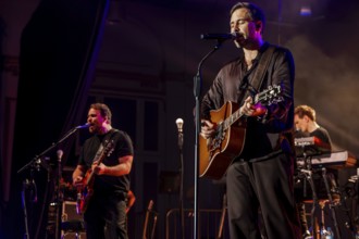 Max Giesinger live on People Tour 2025 in Berlin's Huxley's New World on 26.11.2025