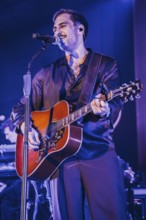 Max Giesinger live on People Tour 2025 in Berlin's Huxley's New World on 26.11.2025