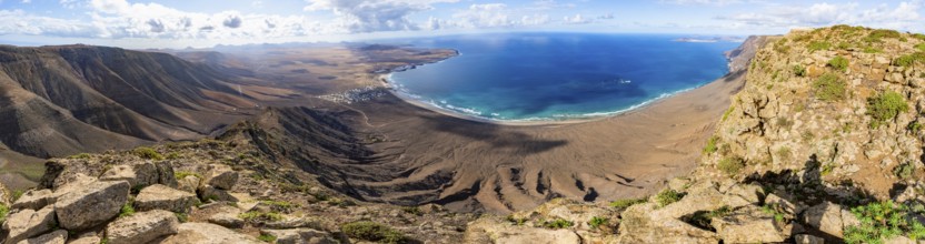 Panorama at Castillejo viewpoint, view from the Risco de Famara cliffs to the coast and the sea