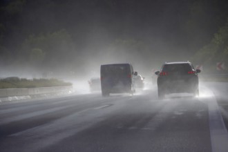 Tourist traffic on the A9 motorway when it rains, Bavarian Forest, Bavaria, Germany