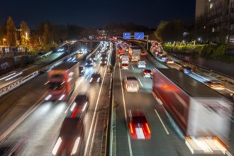 Autobahn A40, Ruhrschnellweg, traffic jams on both roads, at the Ruhrschnellwegstunnel in Essen,