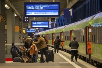 Flixtrain in Essen main station, on the platform, North Rhine-Westphalia, Germany
