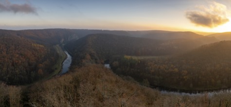 Sunrise, morning mood, autumn landscape, river loop, river Thaya, Thaya Valley National Park, Lower