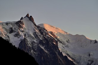 From left snow-covered Aiguille du Midi, Mont-Blanc, Vallot Hut, Chamonix-Mont-Blanc, Haute-Savoie,