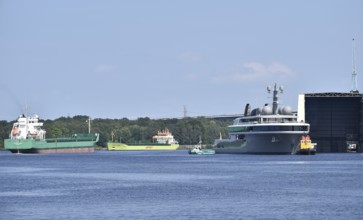 The new superyacht COSMOS leaves the Lürssen shipyard near Rendsburg for the Kiel Canal, Kielkanal,