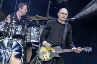 Billy Corgan, singer, guitarist, The Smashing Pumpkins, rock band, USA, The Aghori Tour 2025, open