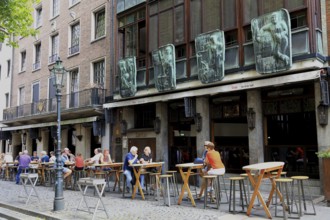 Uerige, the name of the Altbier brewed by Düsseldorfer Uerige Obergärige Hausbrauerei GmbH and the