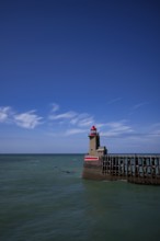 Sea, lighthouse Feu de la jetée Sud, lighthouse, red, harbour entrance, pier, Fécamp, Normandy,